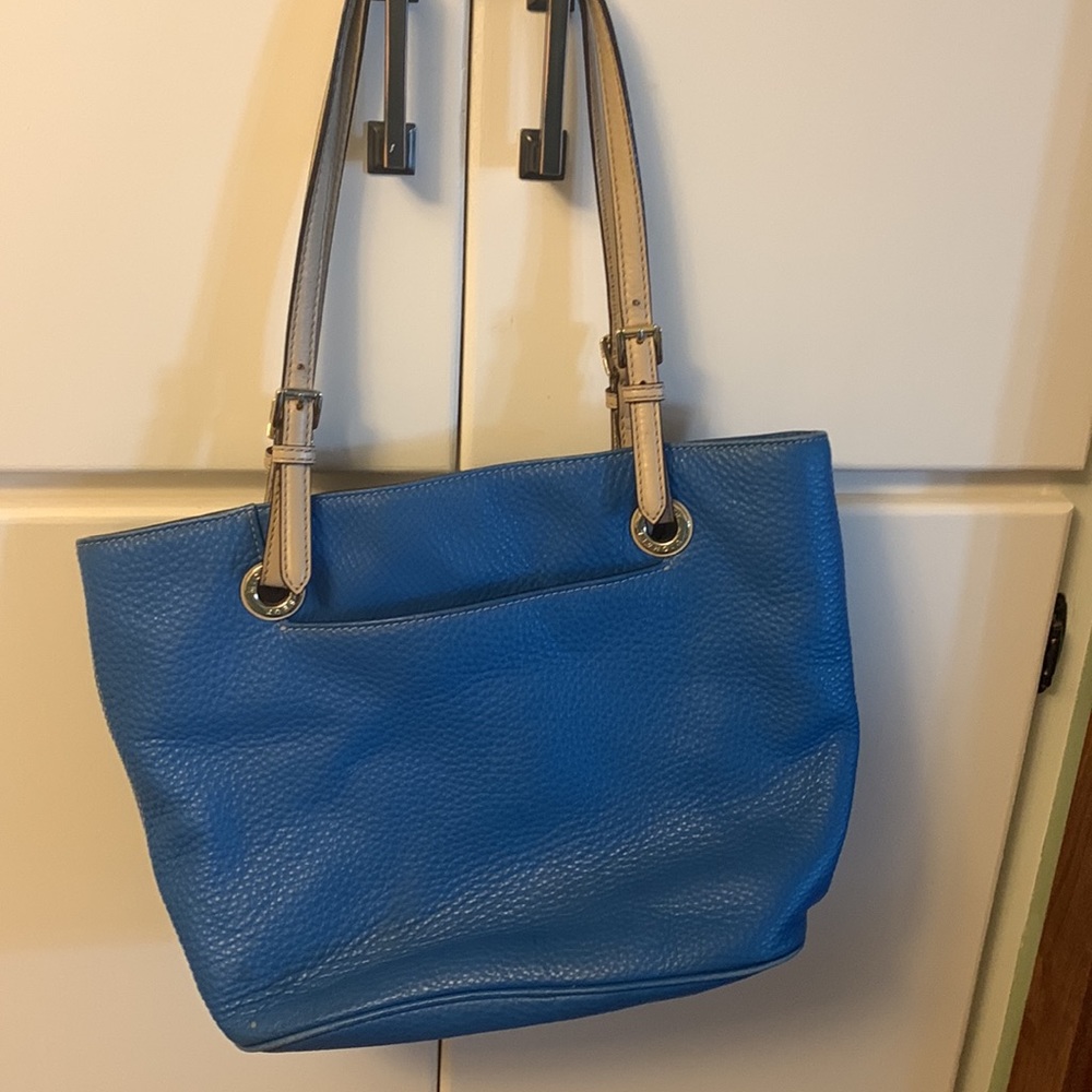 Michael Kors purse - Picture 5 of 11